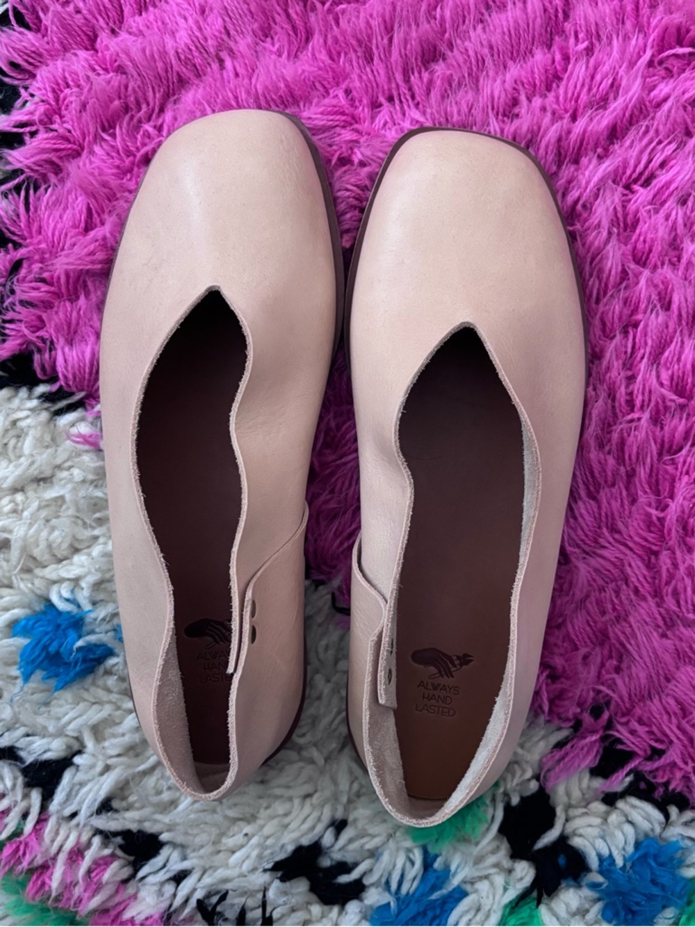 Sevilla Smith Ito Leather Women’s Slip-On Flats NWOT 40